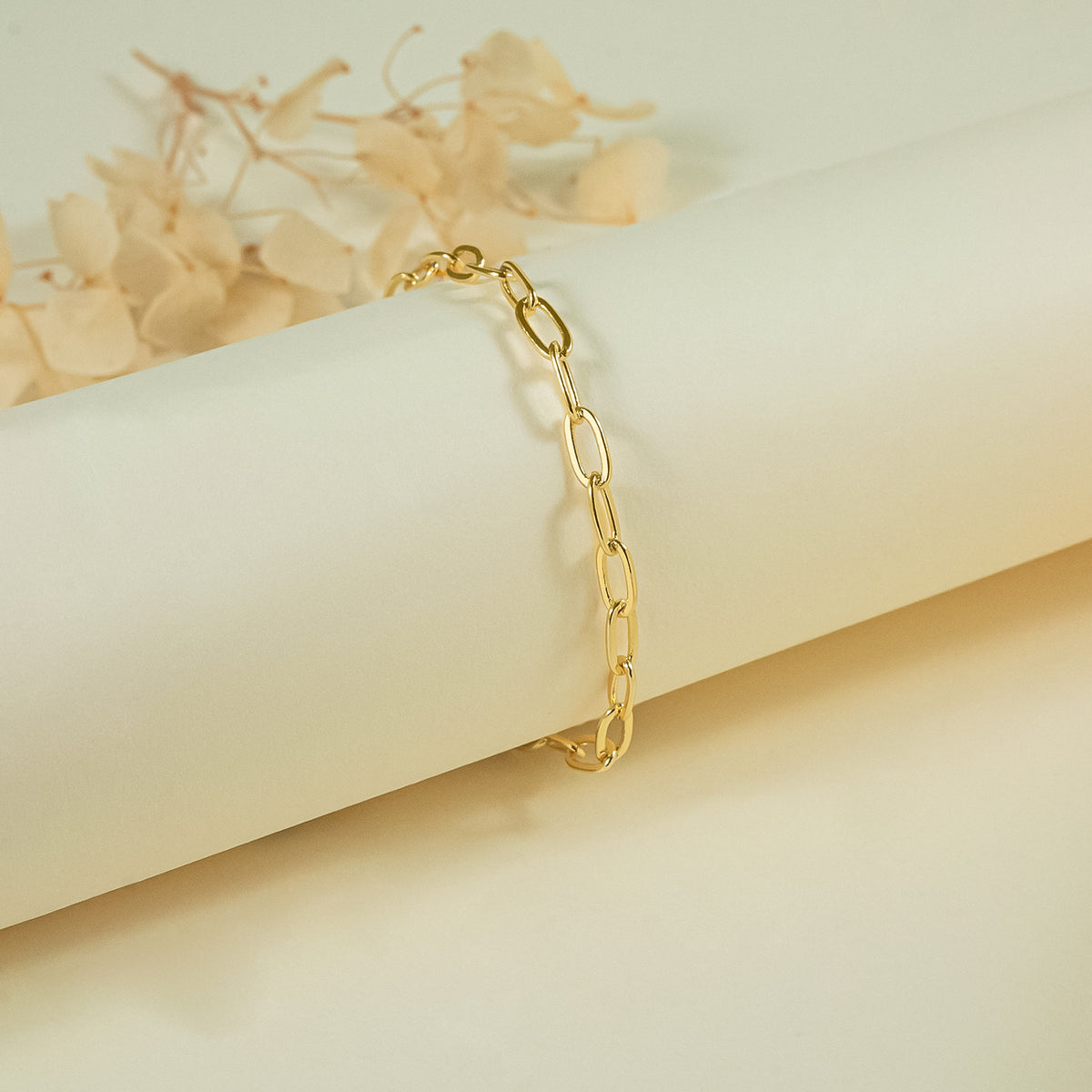Bracciale catena traforata spessa