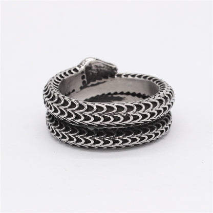 Anello testa serpente