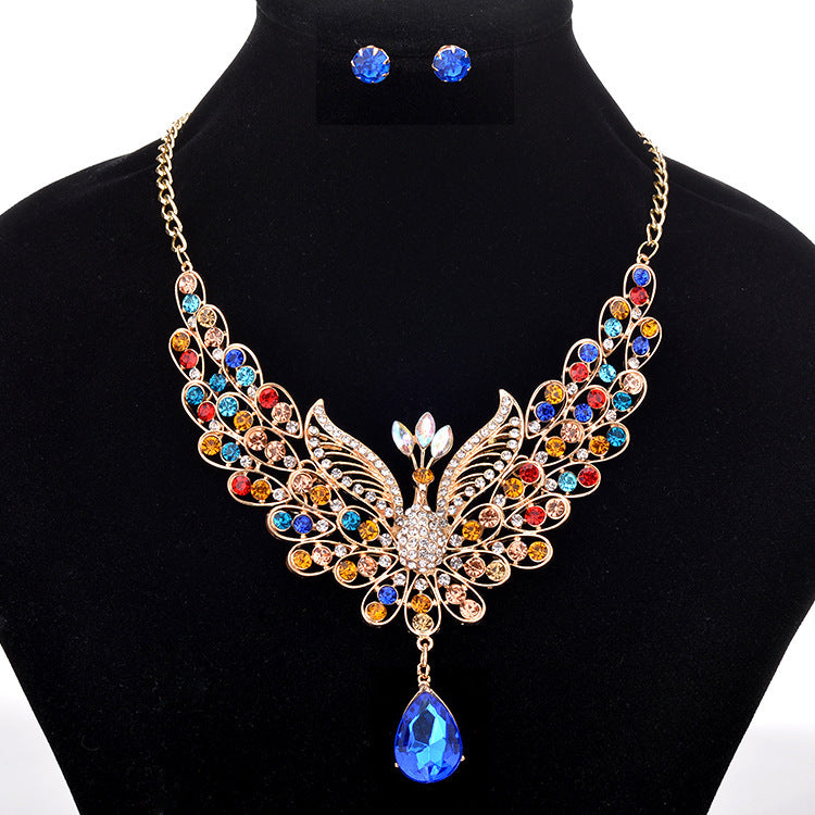 Collana con ciondoli a goccia