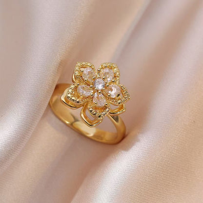 Anello Fiore Zirconi