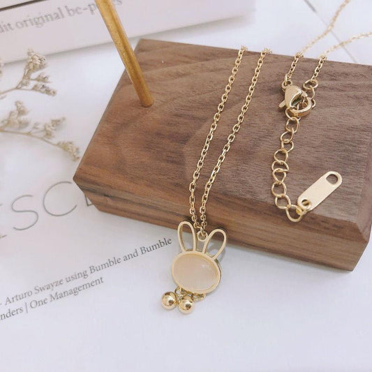 Collana coniglio opale