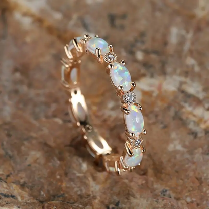 Anello infinito opale
