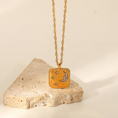 Collana tag quadrato placcata oro