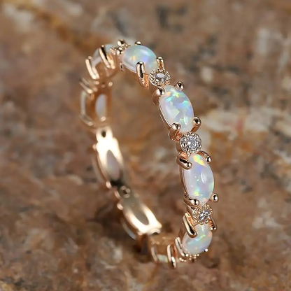 Anello infinito opale