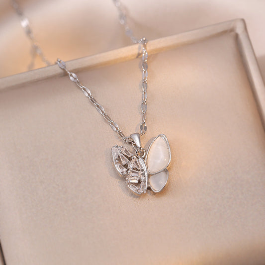 Collana farfalla opale elegante