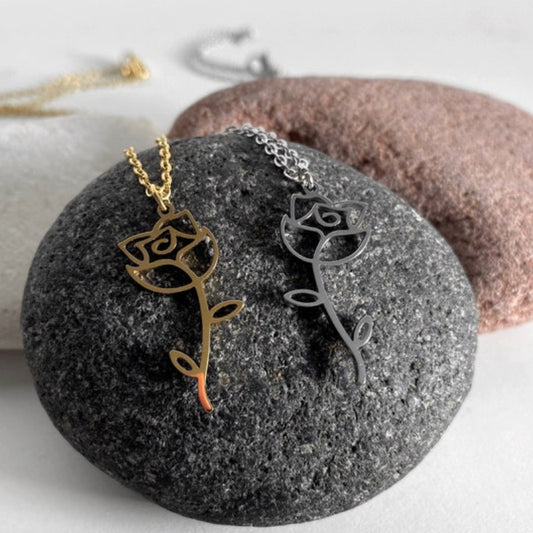 Collana rosa charm