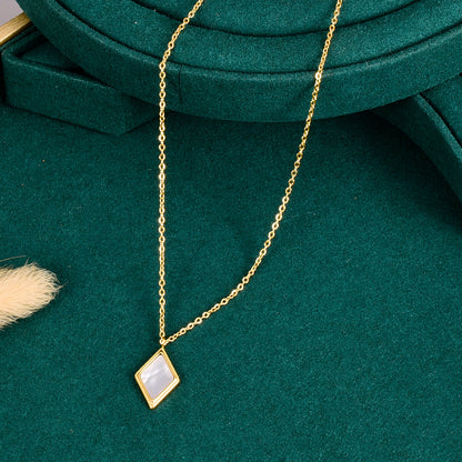 Collana geometrica da donna
