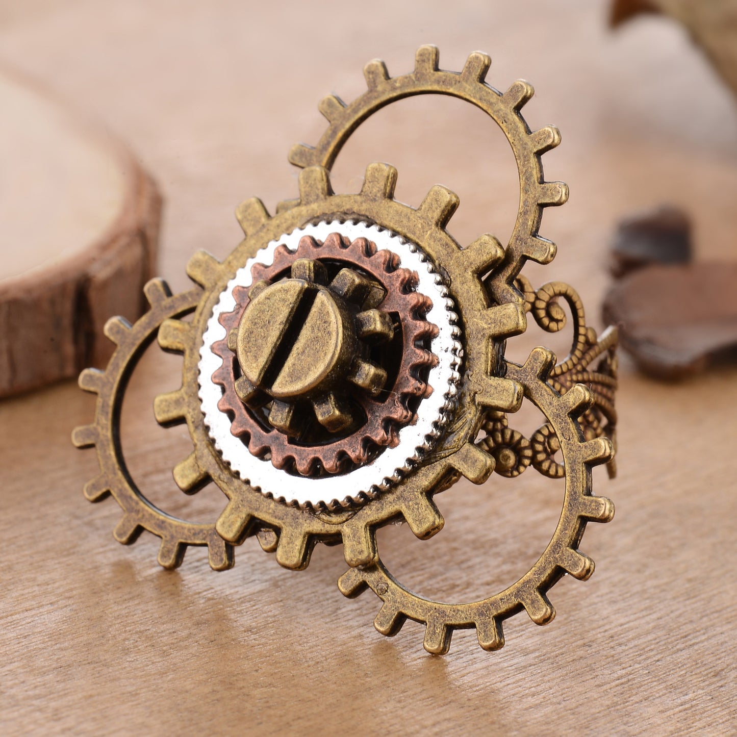 Anello steampunk ingranaggio