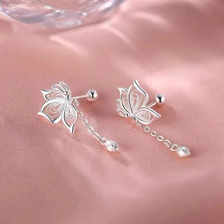 Orecchini farfalla nappina argento