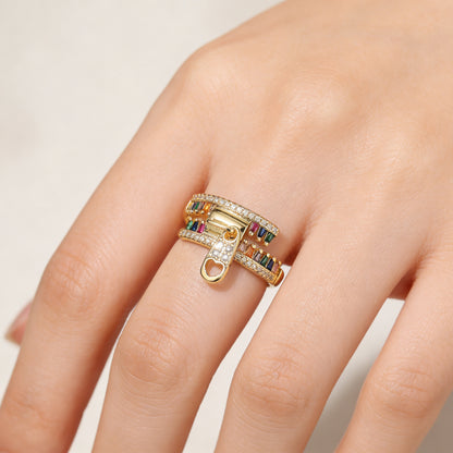 Anello zirconi raffinato