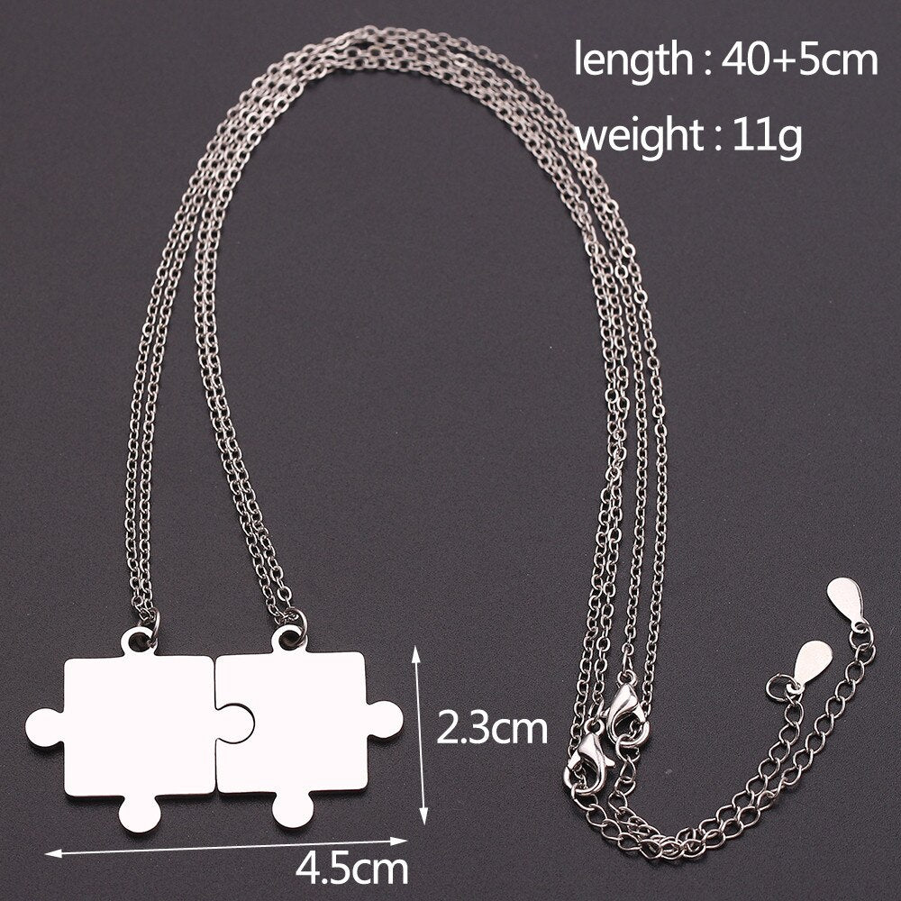 Collana puzzle geometrica
