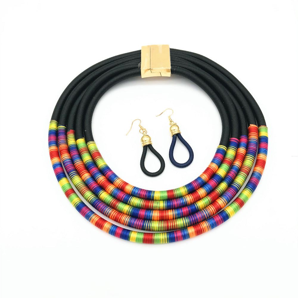 Collana multistrato africana