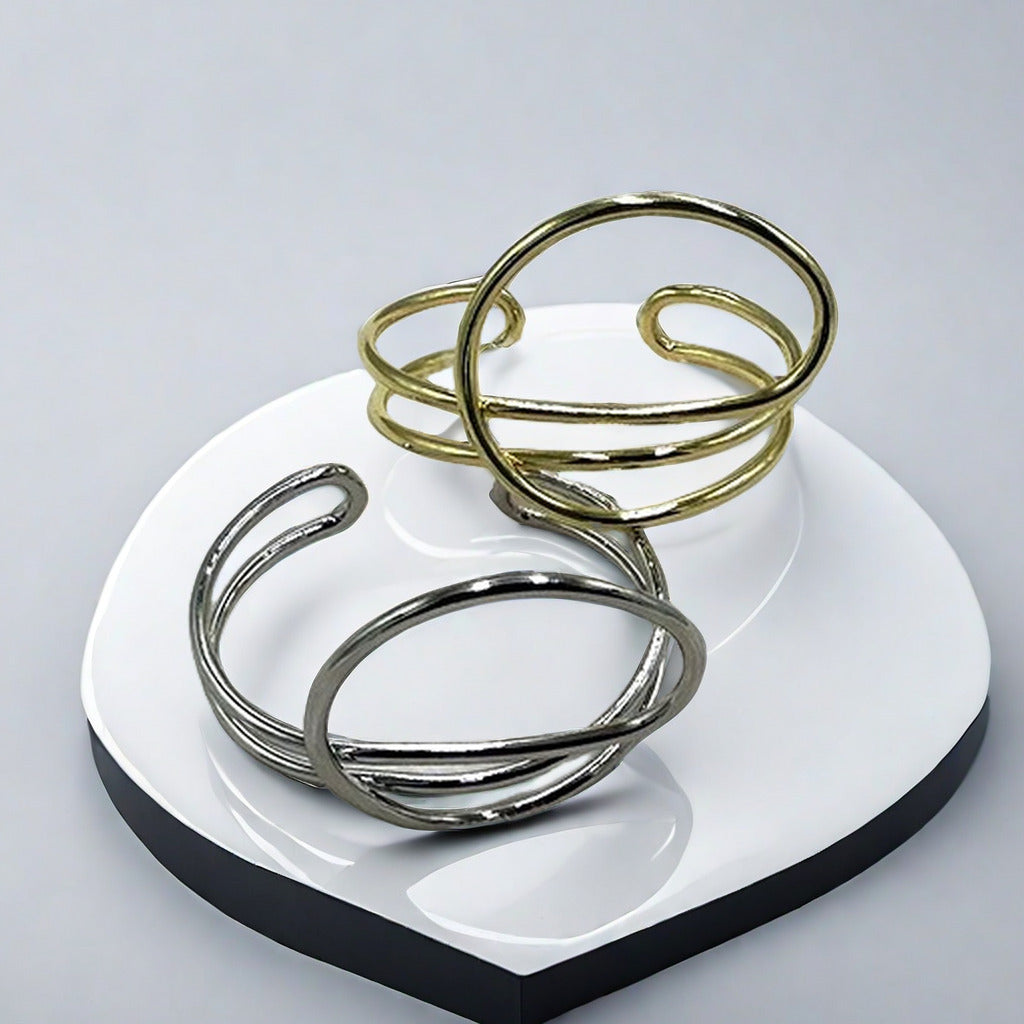 Bracciale geometrico regolabile