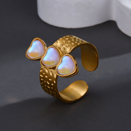 Anello cuore aperto in titanio