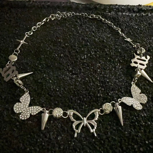 Collana farfalla punk