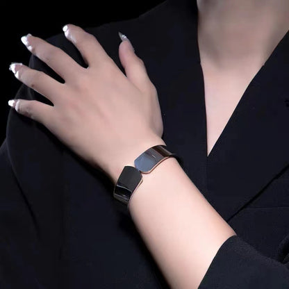 Bracciale titanio minimalista resistente