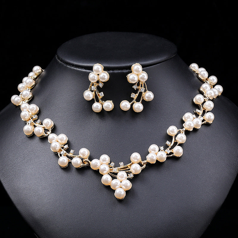 Set perle collana e orecchini