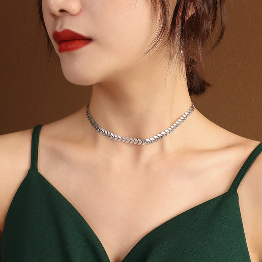 Set collana e orecchini tema naturale