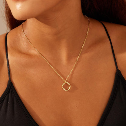 Collana cerchi stratificati