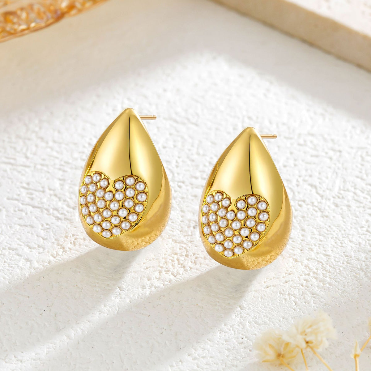 Orecchini goccia geometrici oro