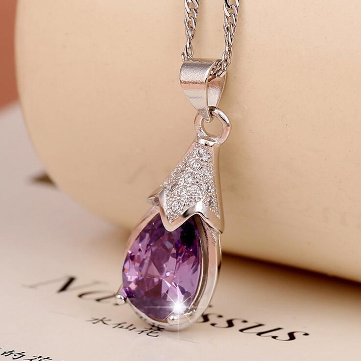 Collana Goccia Opale Bianco