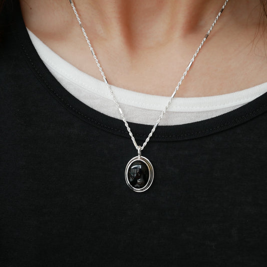 Collana agata nera geometrica