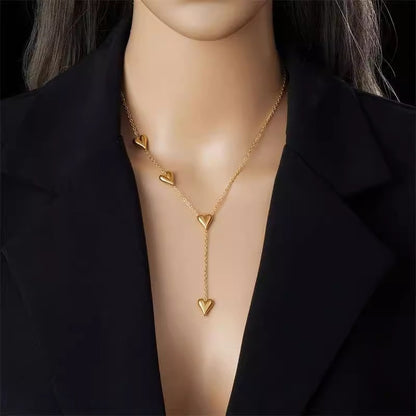 Collana cuore con nastrino