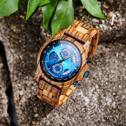 Orologio in legno vintage da uomo