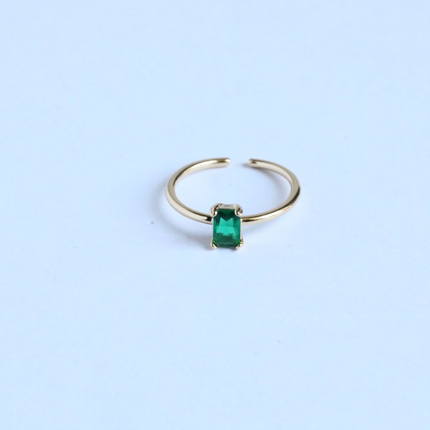 Anello pietra dicembre