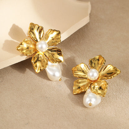 Orecchini perle barocche fiore oro
