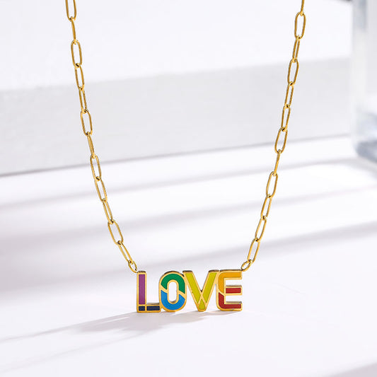 Collana lettera LOVE