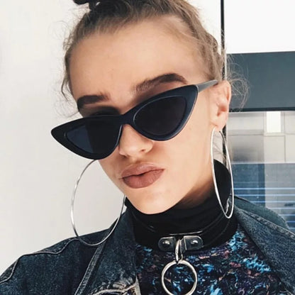 Occhiali da sole cat-eye triangolo retrò