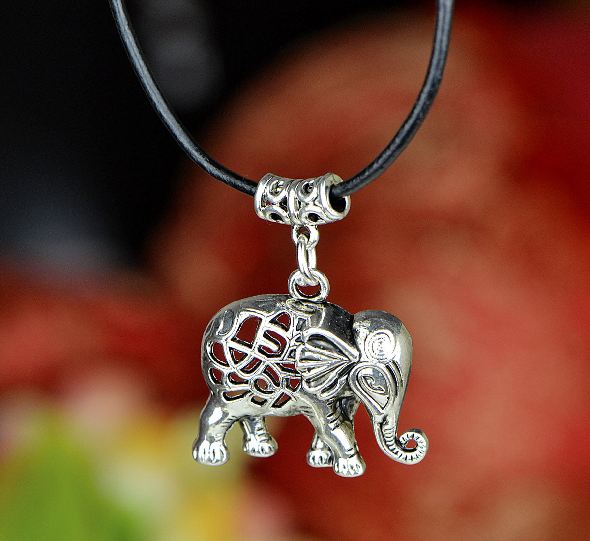 Collana elefante yunnanese