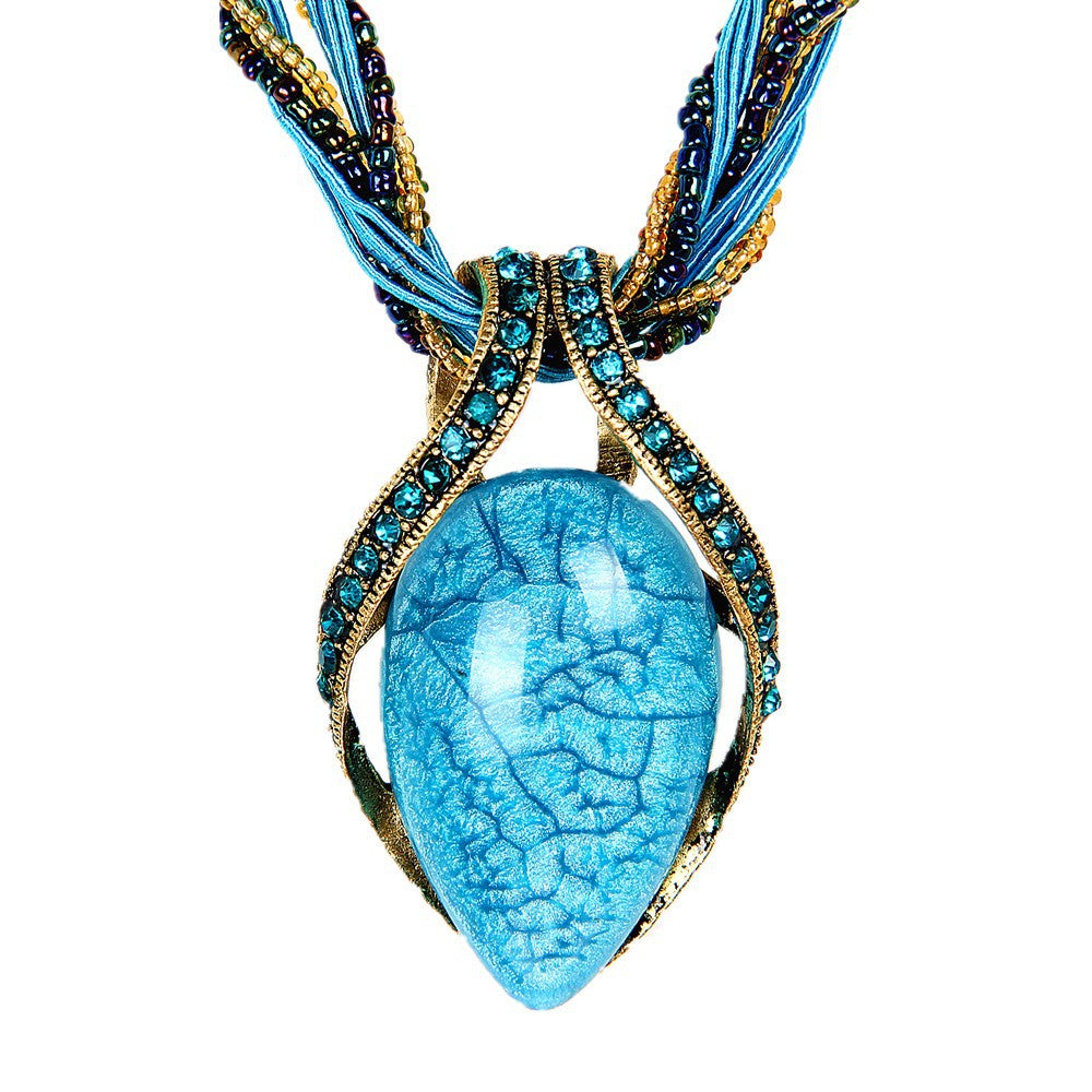 Collana con opale e cristallo