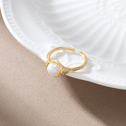 Anello perla barocca romantico