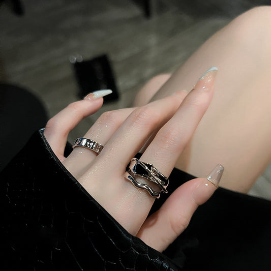 Anello cristallo nero geometrico