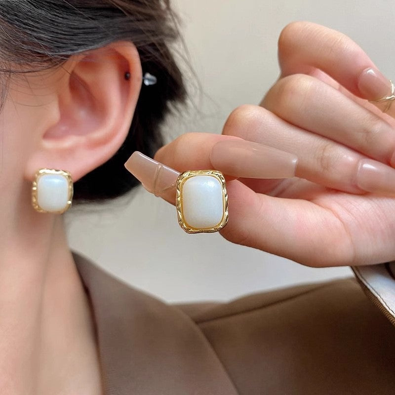 Orecchini cerchio vintage eleganti