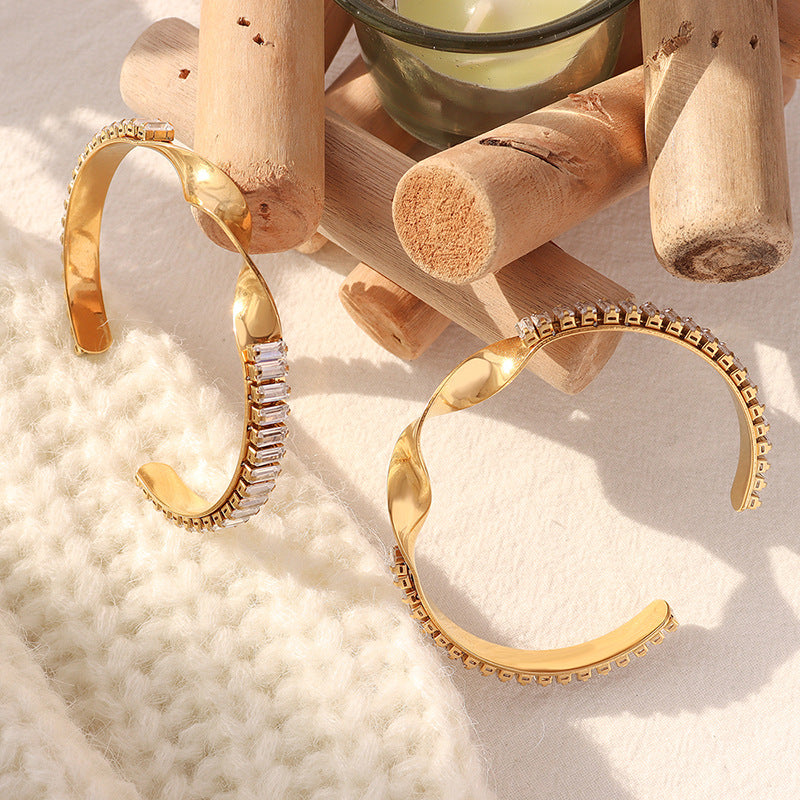 Bracciale geometrico zirconi aperto