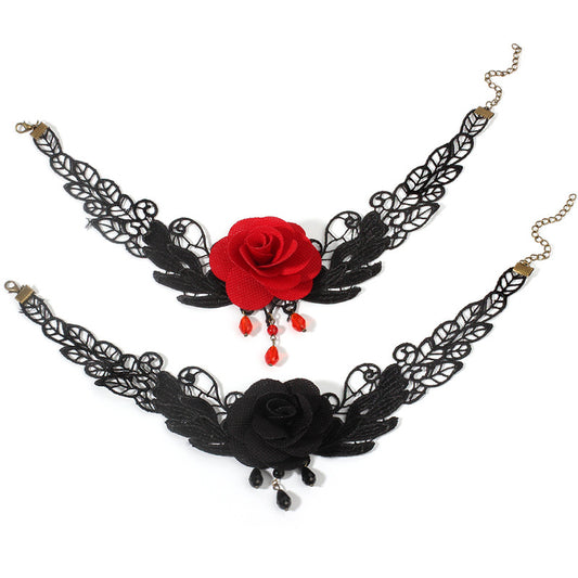 Collana gotica con pizzo