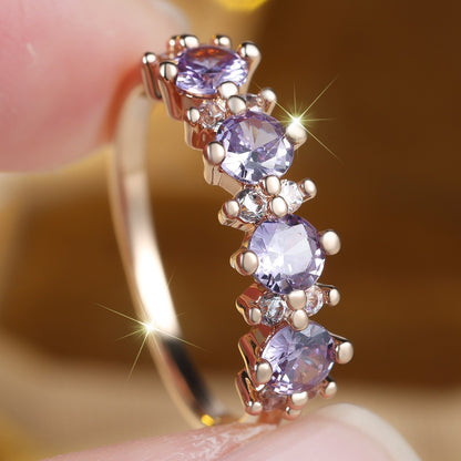 Anello viola con facette