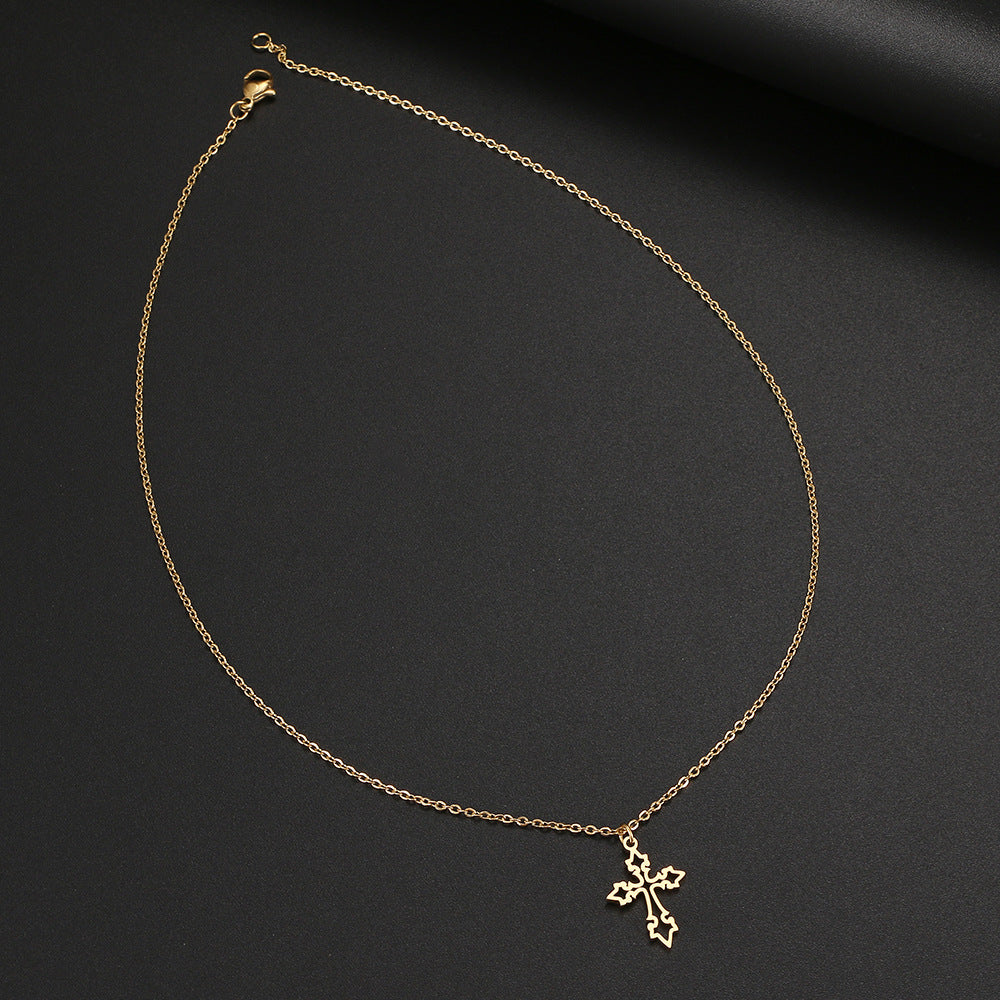 Collana croce gotica retrò
