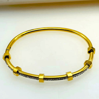 Bracciale con fibbia in titanio