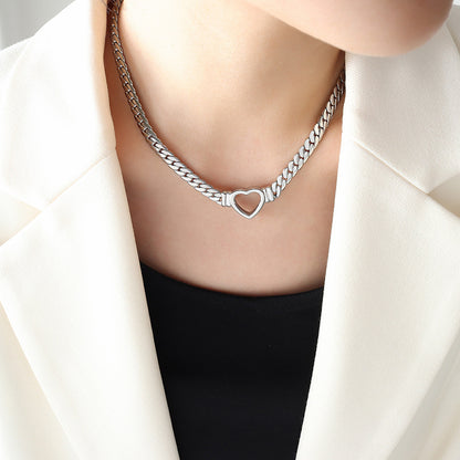 Collana Cuore Minimalista Traforata