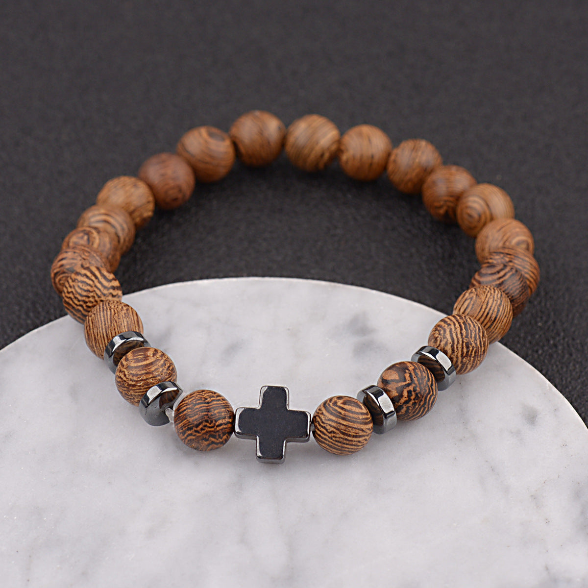 Bracciale croce e legno