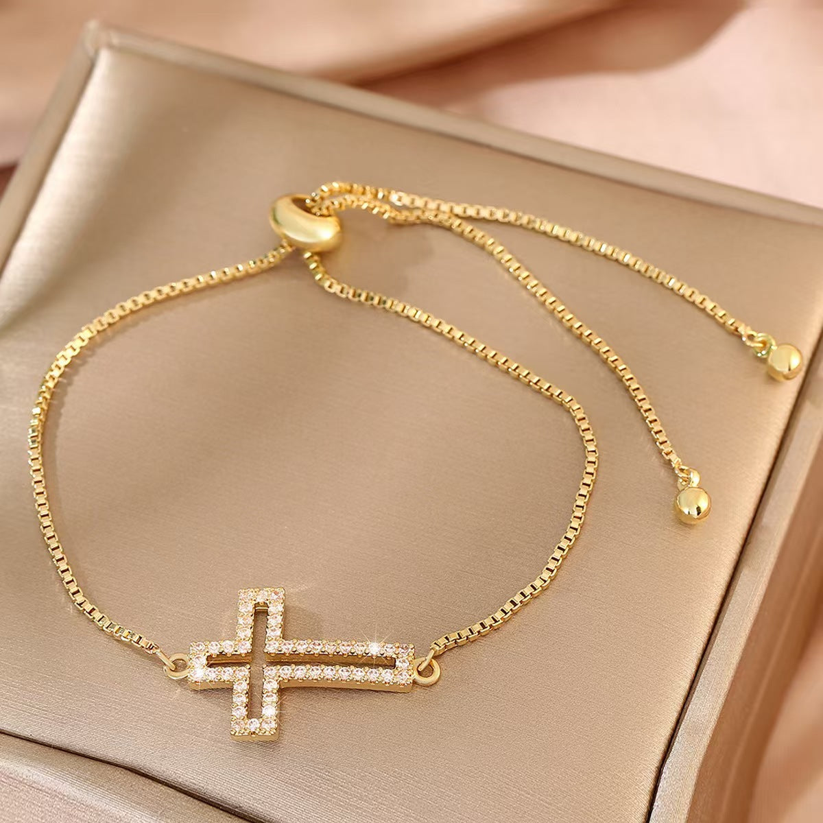 Bracciale croce diamanti