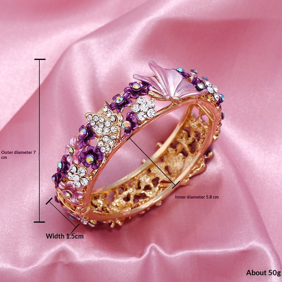 Bracciale farfalla e fiore aperto