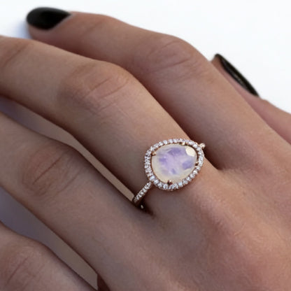 Anello placcato oro con pietre