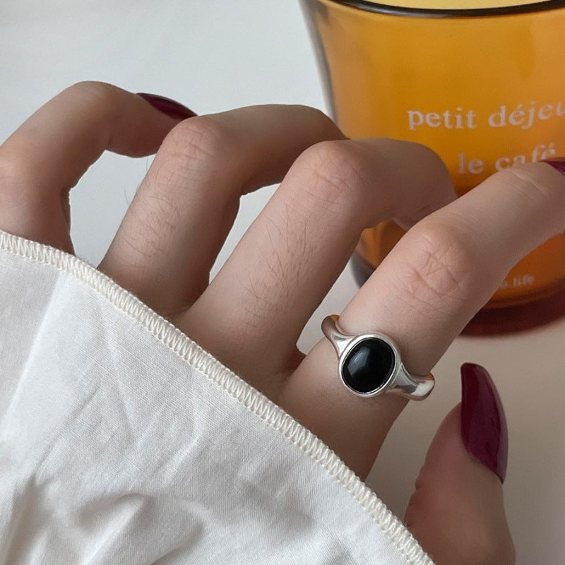 Anello ovale zircone nero donna