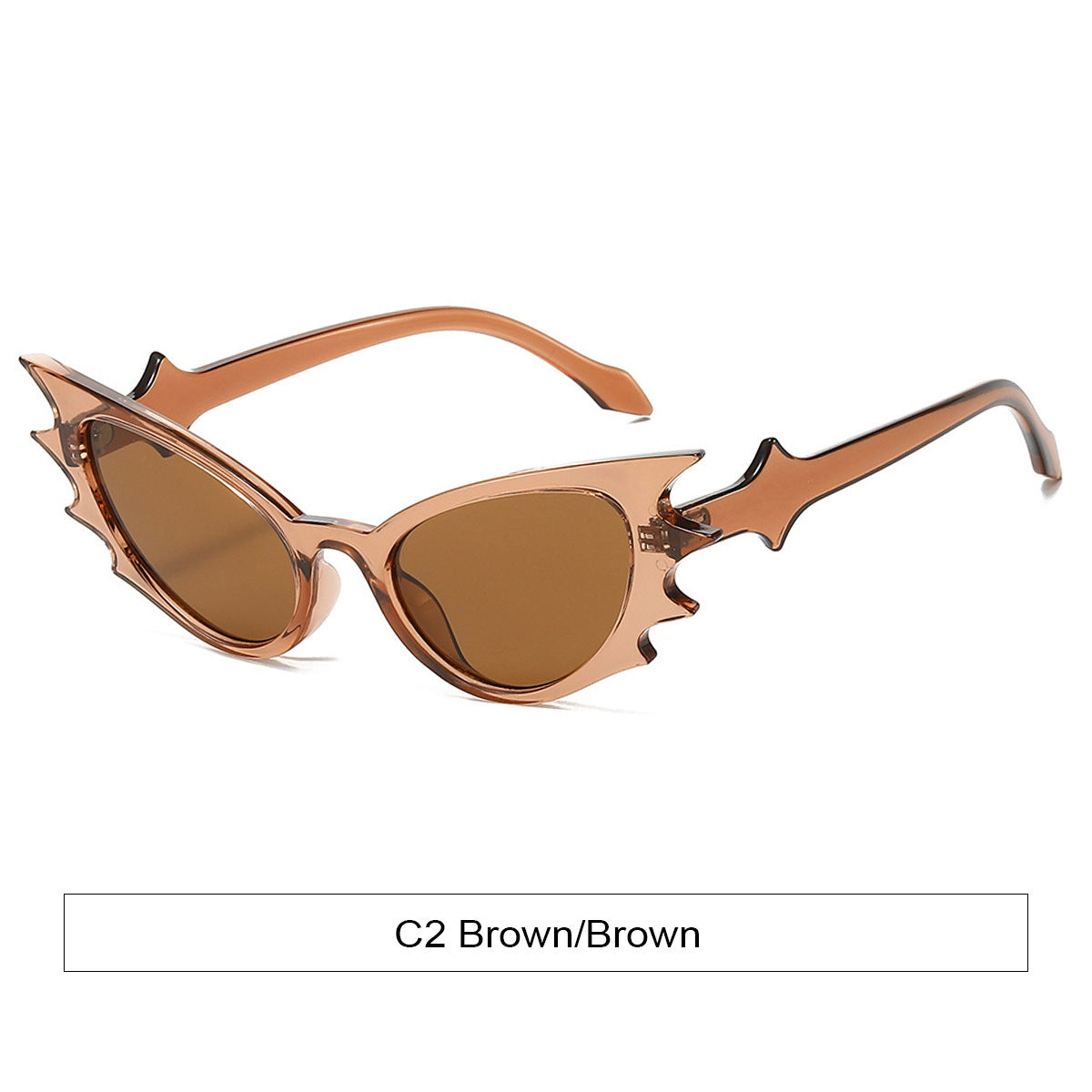 Occhiali cat eye dalla forma vistosa