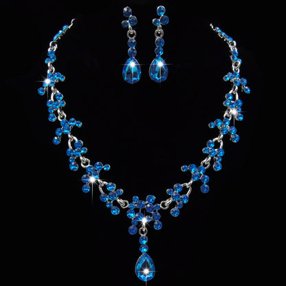 Set orecchini e collana fiori